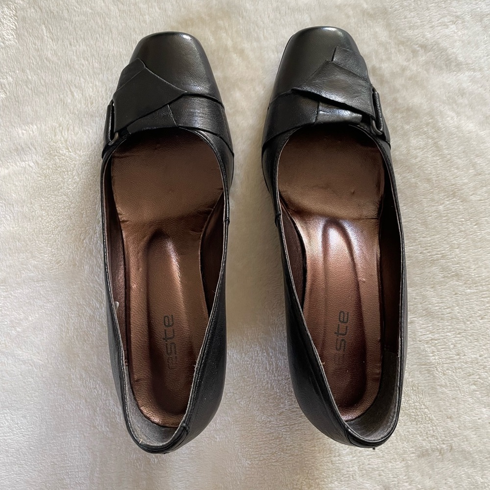 Women’s Este European Size 39 Black Heels